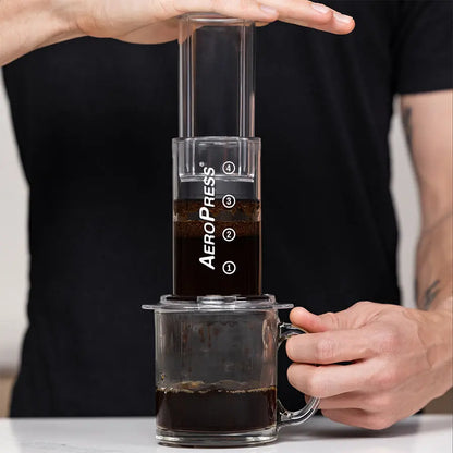 Aeropress Clear Vogel Kaffee